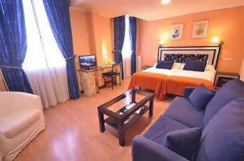 Hotel Rua 4*