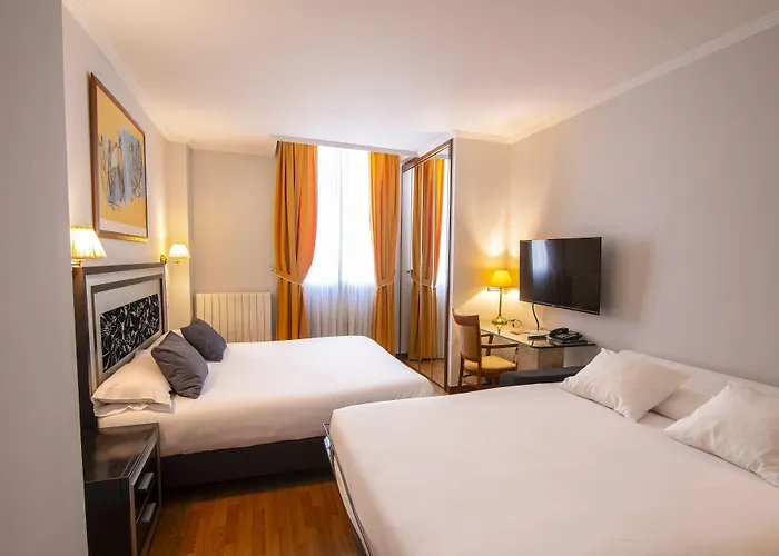 Hotel Rua 4*
